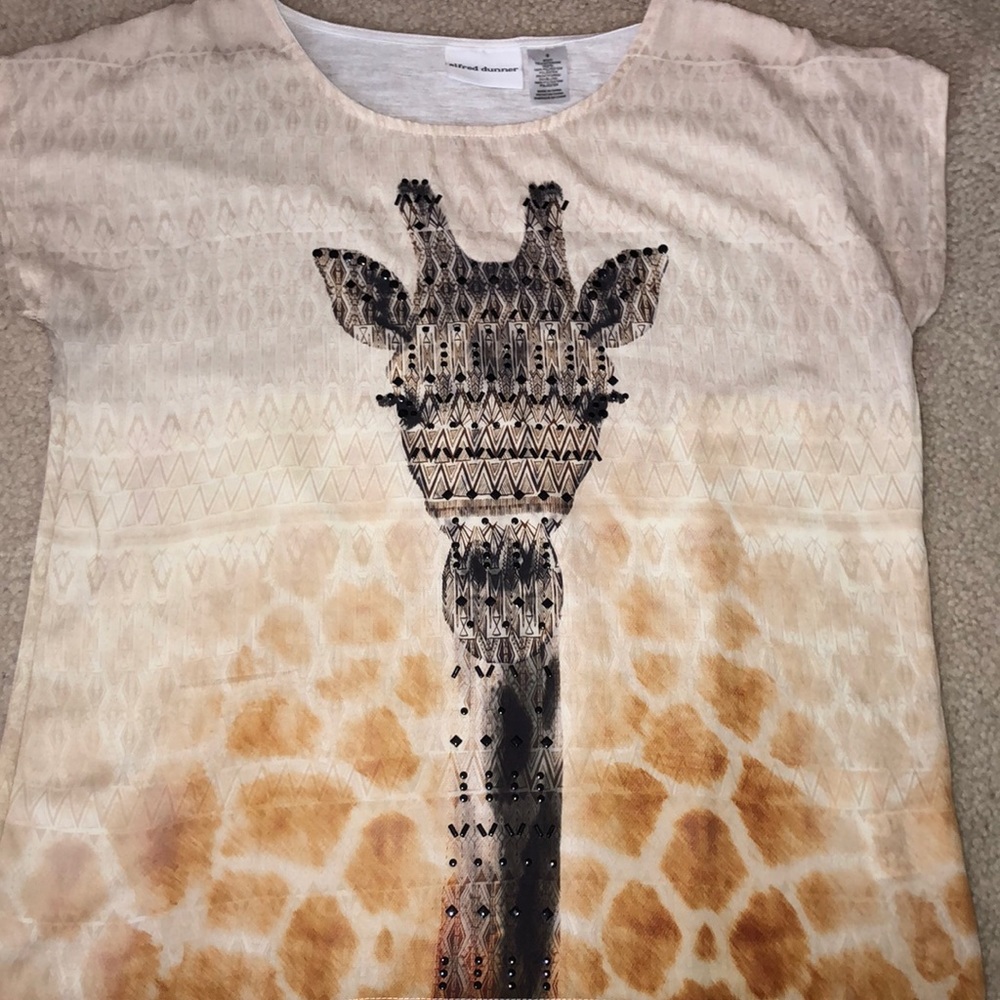 Giraffe tshirt